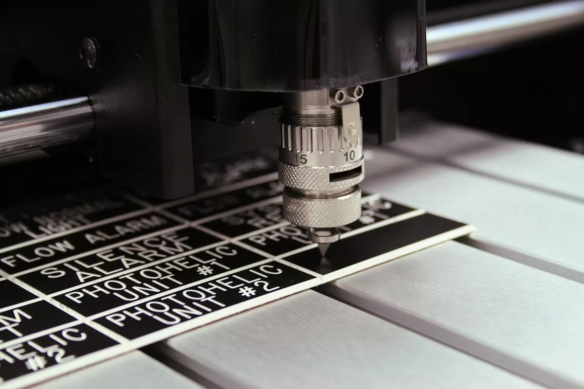 1691740883 v1p Laser engraving lamacoid engraving machine jpg